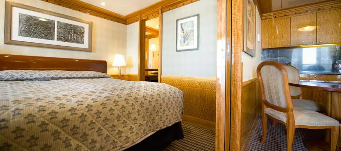 02B Concierge One-Bedroom Suite with Verandah